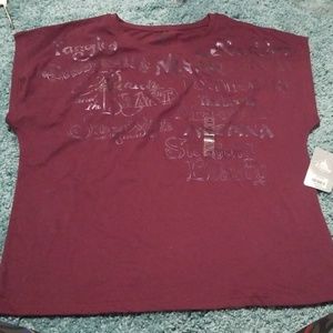 💄3 for $10 Maroon Disney Tshirt - XL